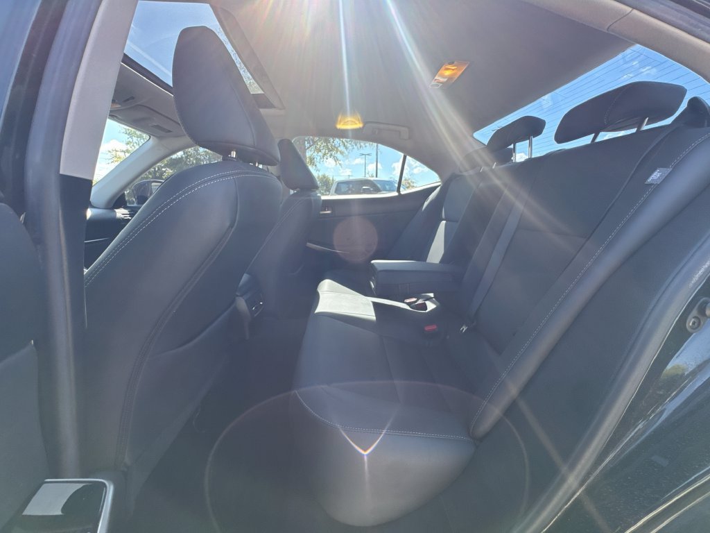 Used 2019 Lexus IS 300 RWD image 30