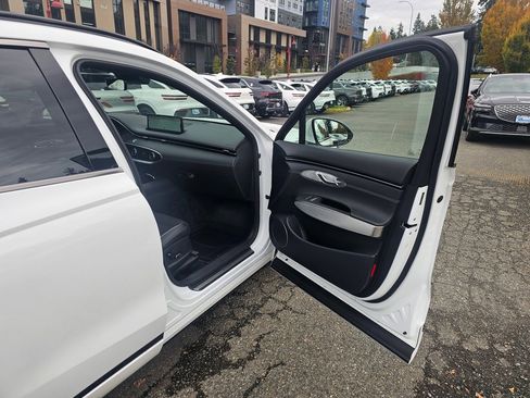 Certified 2025 Genesis GV70 3.5T Sport image 28