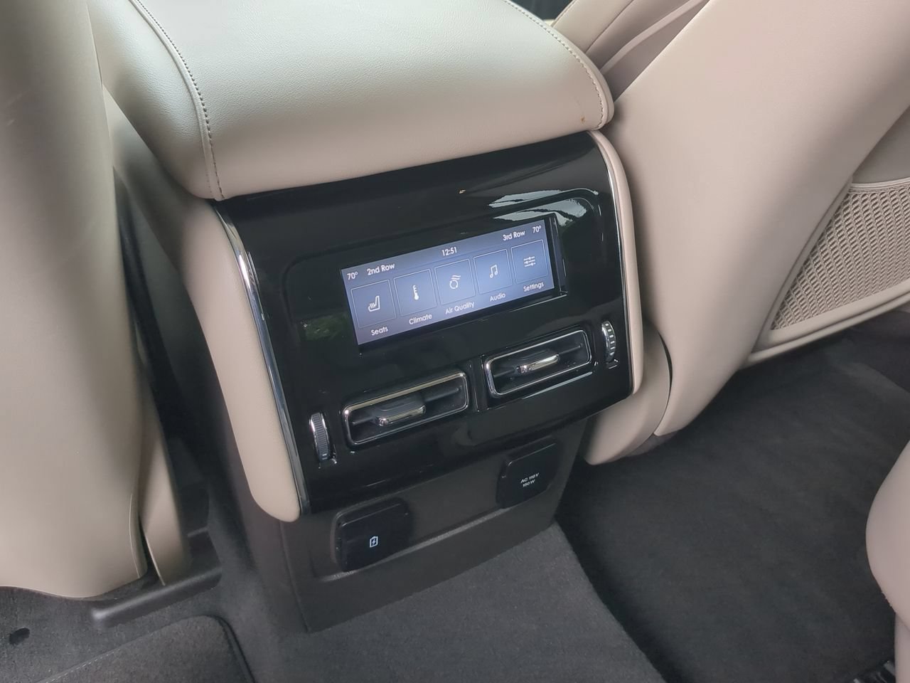 Used 2024 Lincoln Aviator Reserve w/ Equipment Group 201A RWD image 22