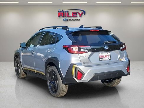 Used 2025 Subaru Crosstrek 2.5i Sport AWD/4WD image 3