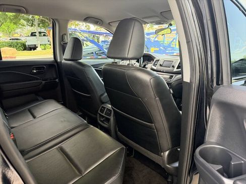 Used 2017 Honda Ridgeline RTL image 16