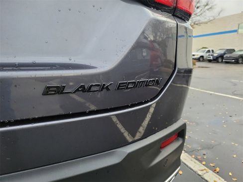 Certified 2025 Honda Pilot Black Edition image 15