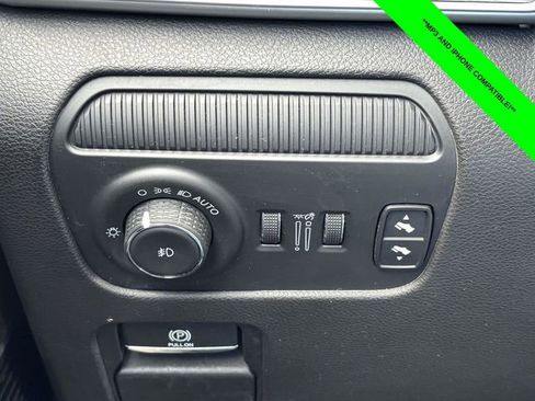 Used 2023 Jeep Wagoneer L Series II image 12