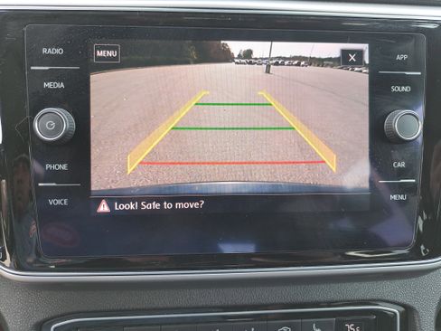 Used 2018 Volkswagen Atlas SEL image 23