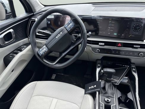 New 2026 Kia Sorento S FWD image 10