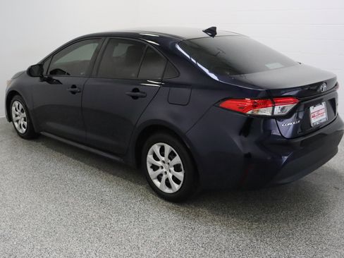 Used 2023 Toyota Corolla LE image 9