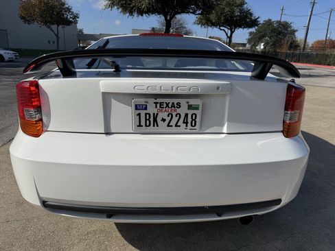Used 2001 Toyota Celica GT image 6
