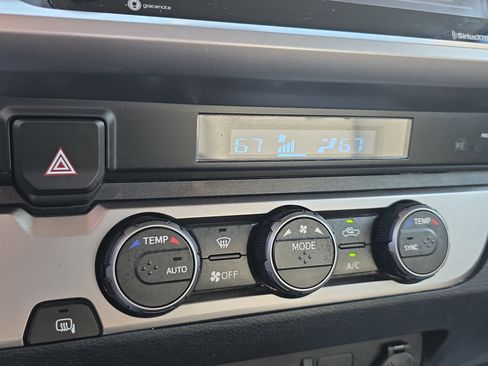 Used 2023 Toyota Tacoma SR5 RWD image 30