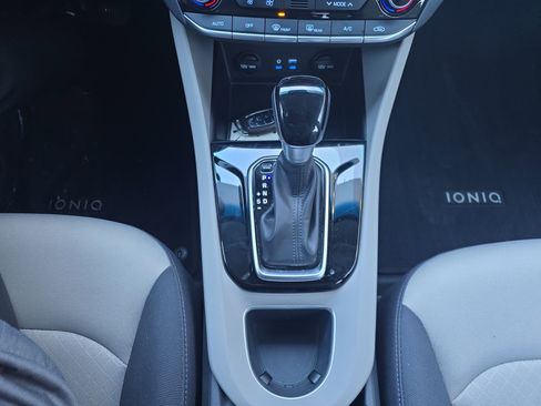 Used 2019 Hyundai Ioniq Blue image 25