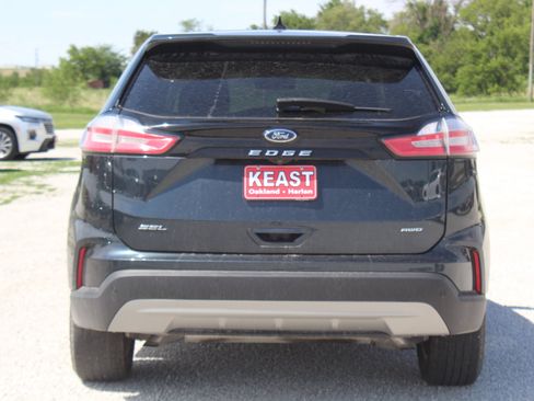 Used 2023 Ford Edge SEL w/ Convenience Package AWD/4WD image 6
