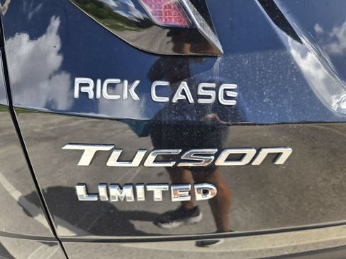 Used 2023 Hyundai Tucson Limited FWD image 9