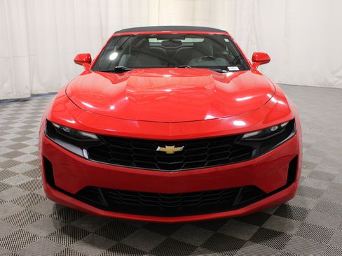 Used 2023 Chevrolet Camaro LT RWD image 34