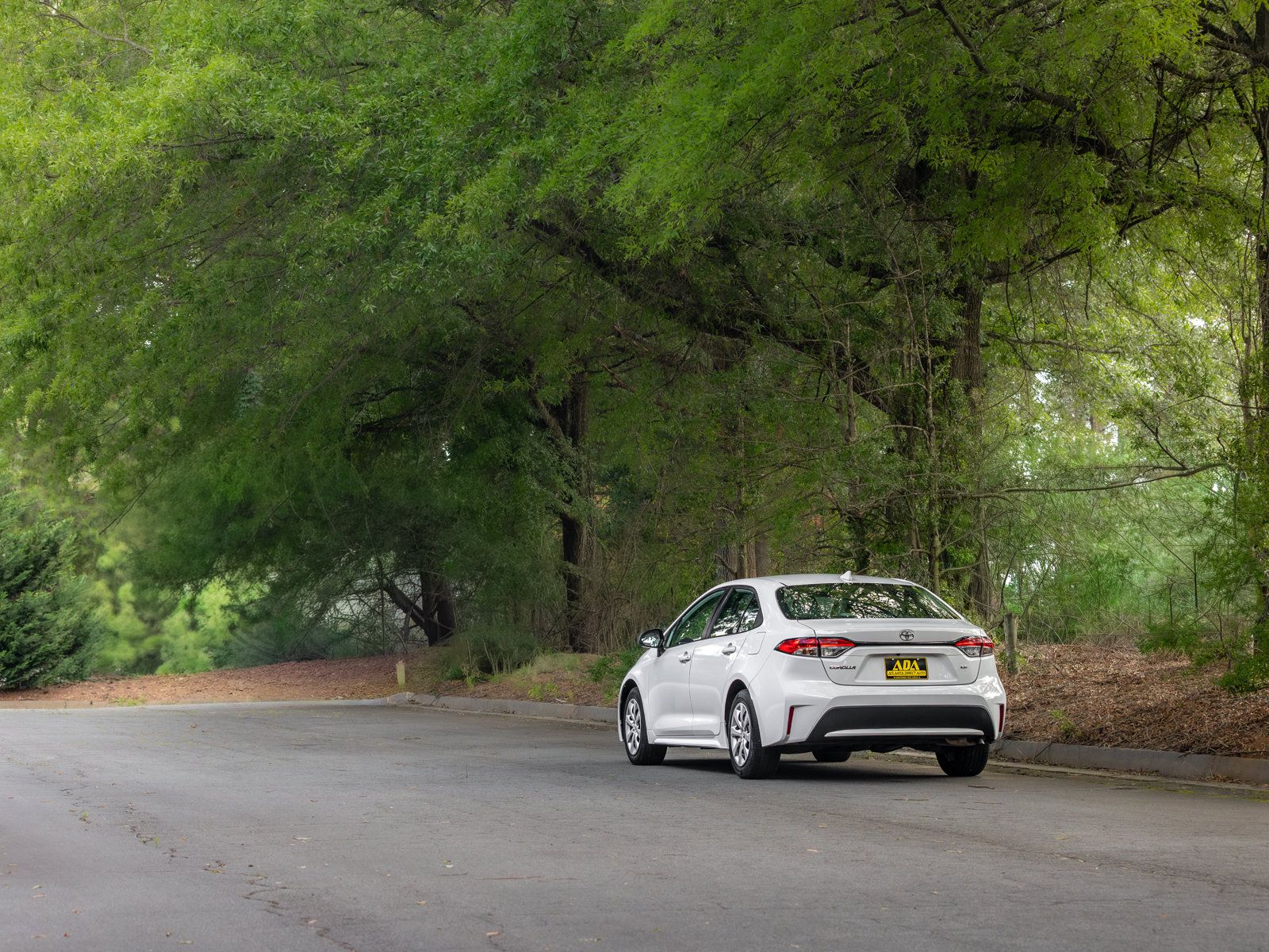 Used 2021 Toyota Corolla LE FWD image 39