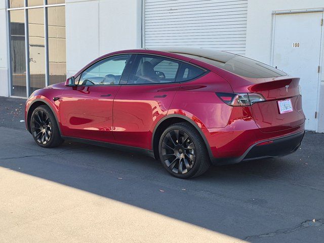 Used 2024 Tesla Model Y Long Range AWD/4WD image 8
