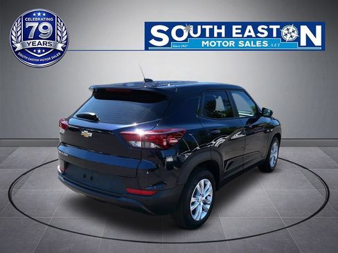 Used 2021 Chevrolet TrailBlazer LS FWD image 6