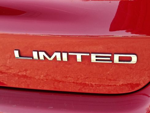 Used 2020 Jeep Compass Limited image 29