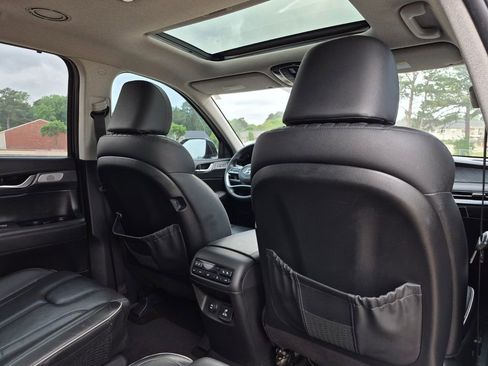 Used 2023 Hyundai Palisade Limited FWD image 49