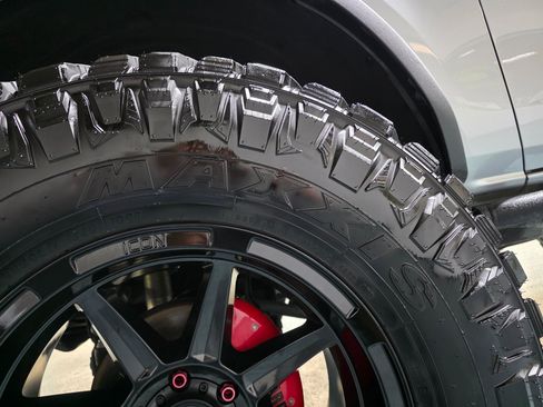 Used 2022 Ford Bronco Black Diamond image 19