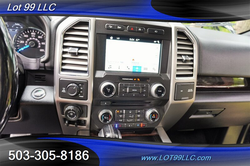 Used 2017 Ford F150 Platinum w/ Equipment Group 701A Luxury AWD/4WD image 23