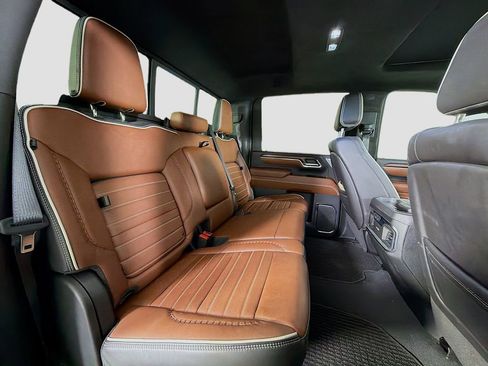 Used 2024 GMC Sierra 2500 Denali Ultimate image 30