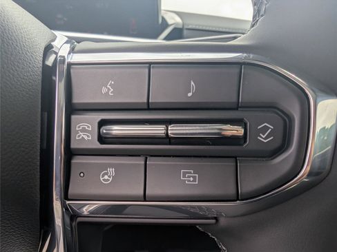 New 2025 GMC Sierra EV Denali image 23