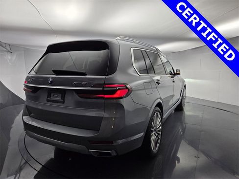 Used 2024 BMW X7 xDrive40i w/ Premium Package image 10
