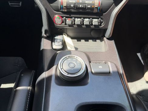 Used 2022 Ford Mustang Shelby GT500 w/ Technology Package RWD image 25