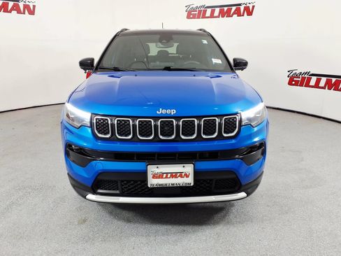 Used 2023 Jeep Compass Limited w/ Elite Group AWD/4WD image 2