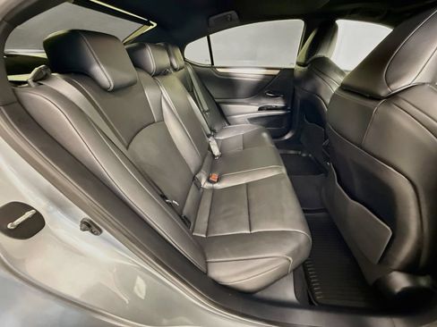 Certified 2024 Lexus ES 350 F Sport w/ Accessory Package (Z2) FWD image 29