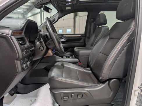 Used 2021 Chevrolet Tahoe High Country AWD/4WD image 16