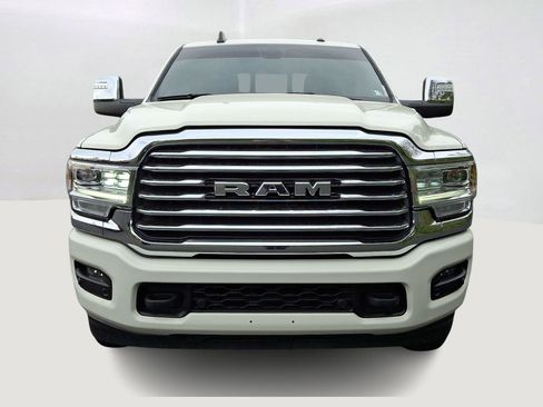 Certified 2024 RAM 2500 Limited AWD/4WD image 2