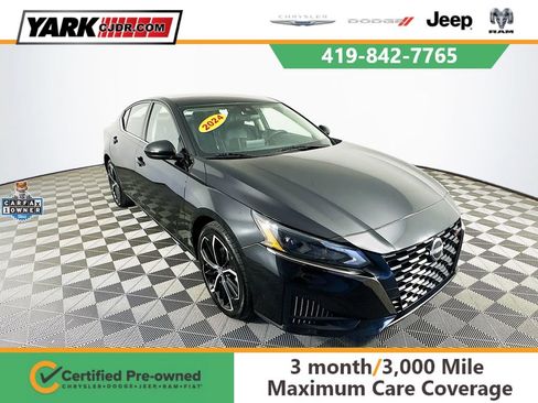 Used 2024 Nissan Altima 2.5 SR FWD image 1
