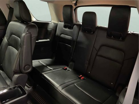 Used 2023 Nissan Pathfinder SL w/ SL Premium Package image 25