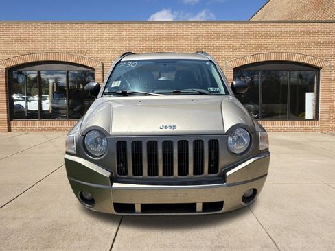Used 2008 Jeep Compass Sport AWD/4WD image 5
