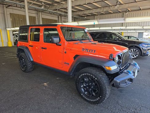 Used 2023 Jeep Wrangler Unlimited w/ Convenience Group AWD/4WD image 3