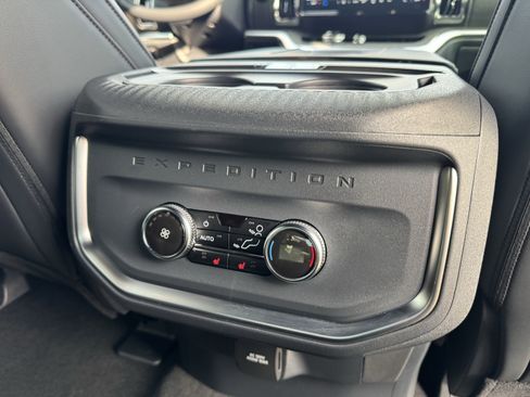 New 2026 Ford Expedition Tremor image 13