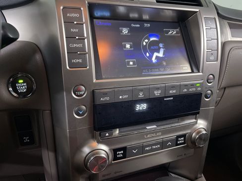 Used 2019 Lexus GX 460 Premium AWD/4WD image 18