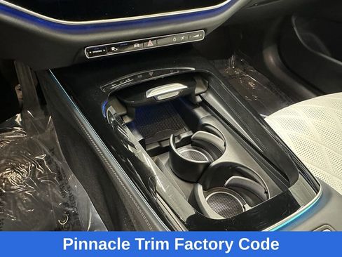 Certified 2025 Mercedes-Benz E 450 4MATIC Sedan image 33