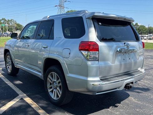Used 2011 Toyota 4Runner Limited AWD/4WD image 3