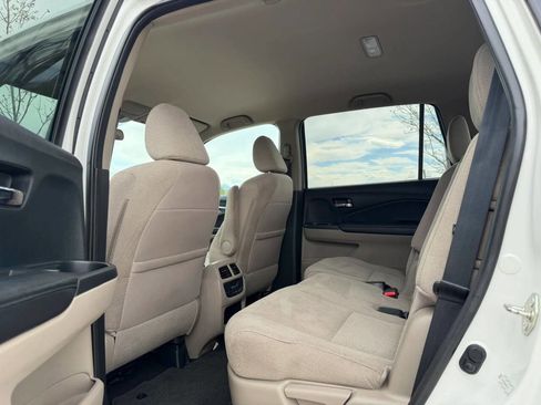 Used 2016 Honda Pilot EX image 14