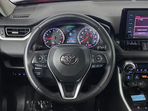 Certified 2022 Toyota RAV4 XLE Premium image 18