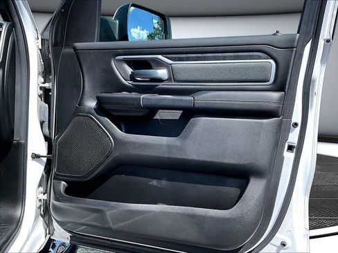 Used 2022 RAM 1500 Big Horn AWD/4WD image 28