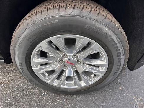 New 2026 GMC Yukon XL Denali w/ Sun & Power Step Package image 13