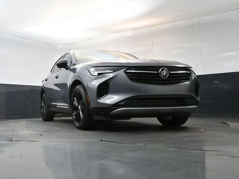 Used 2021 Buick Envision Essence w/ Sport Touring Package AWD/4WD image 25