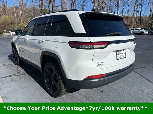 Certified 2024 Jeep Grand Cherokee Altitude image 5