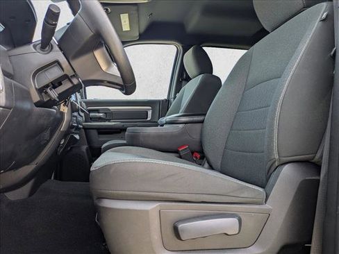 Used 2024 RAM 1500 Warlock AWD/4WD image 15