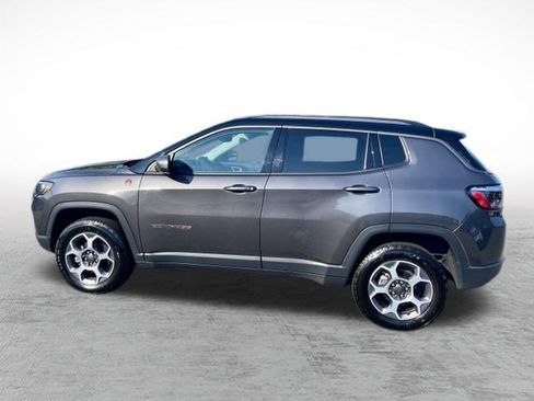 Used 2022 Jeep Compass Trailhawk w/ Trailhawk Convenience Group AWD/4WD image 5
