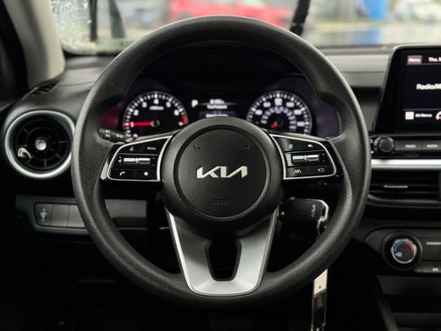 Used 2023 Kia Forte LXS image 16