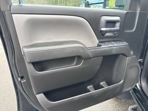 Used 2015 Chevrolet Silverado 3500 W/T w/ WT Convenience Package AWD/4WD image 11