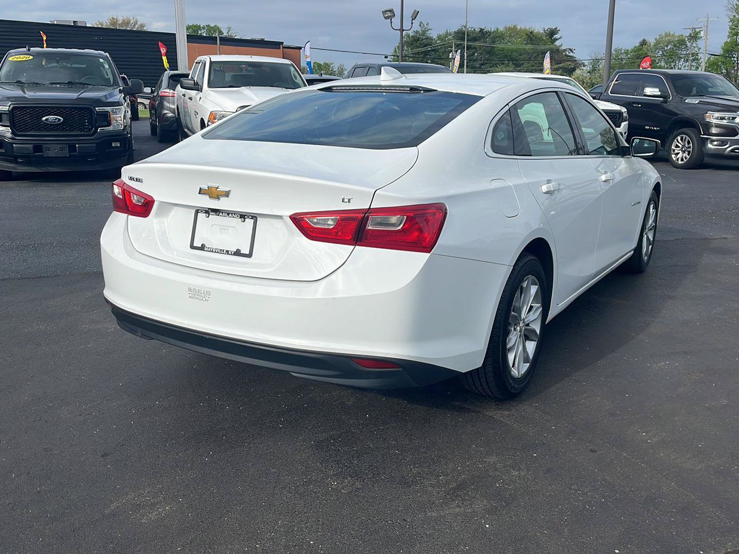 Used 2023 Chevrolet Malibu LT FWD image 5